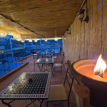 Dar Khmissa Fes Bed & Breakfast ภายนอก รูปภาพ