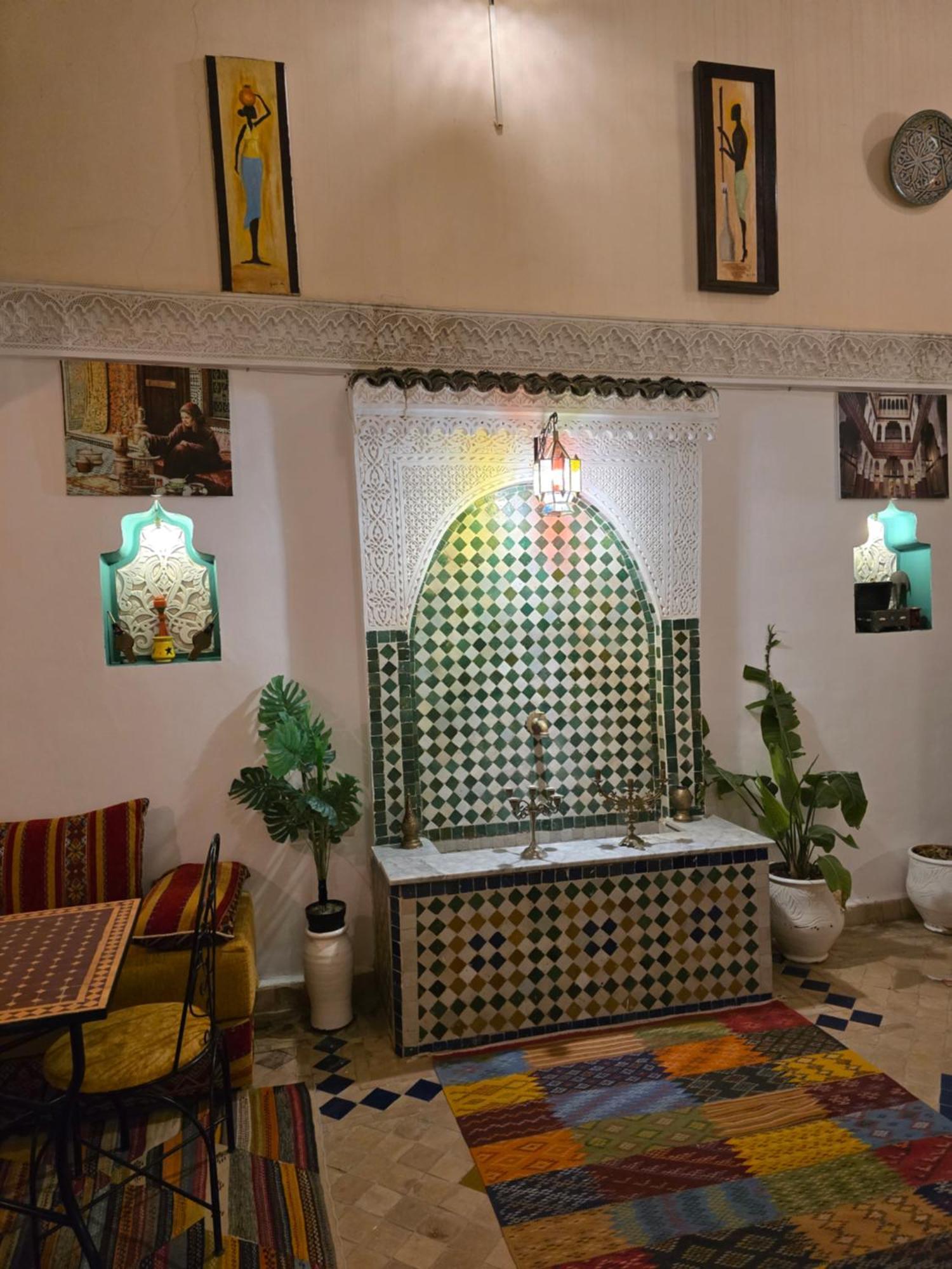 Dar Khmissa Fes Bed & Breakfast ภายนอก รูปภาพ