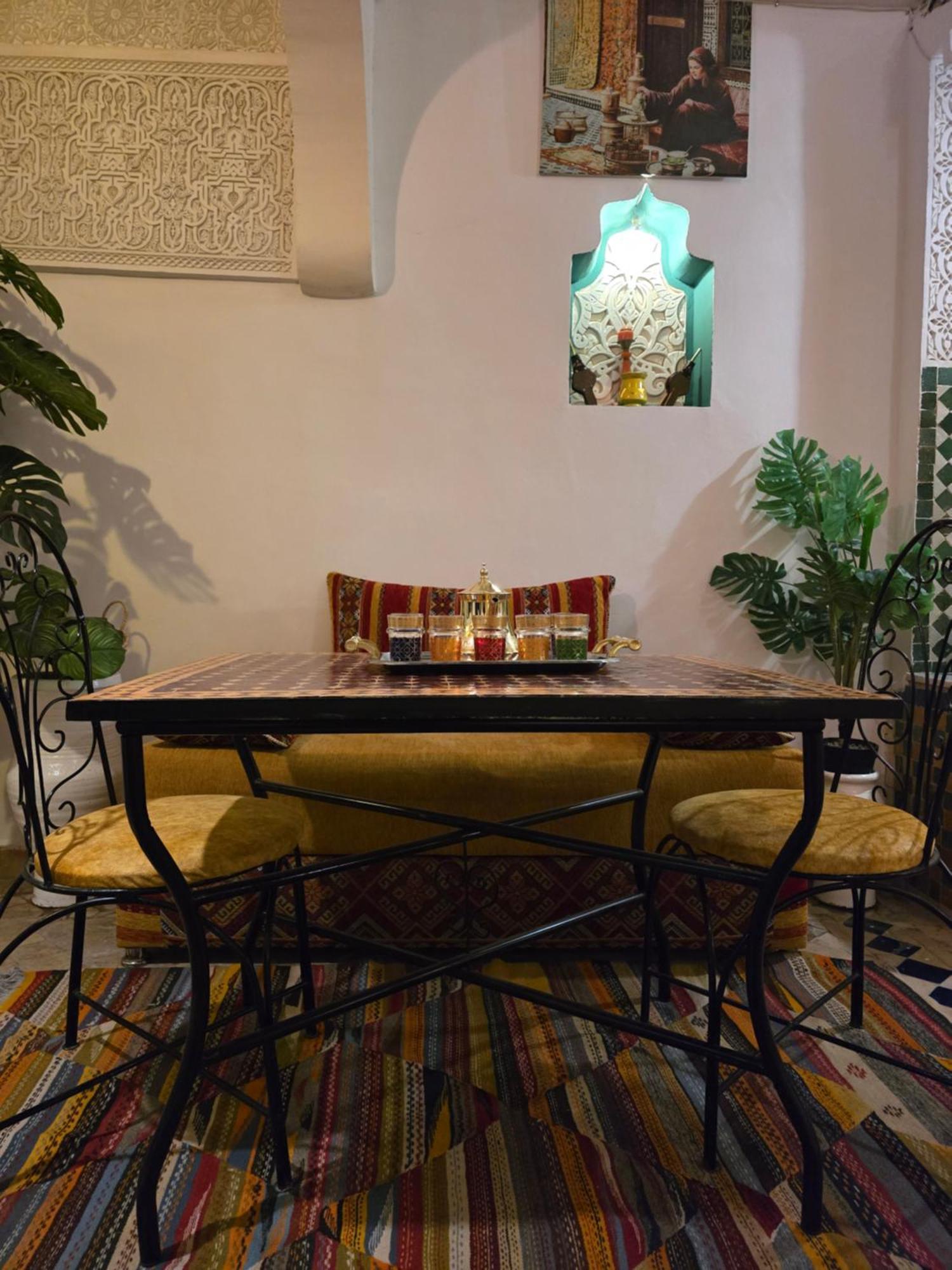 Dar Khmissa Fes Bed & Breakfast ภายนอก รูปภาพ