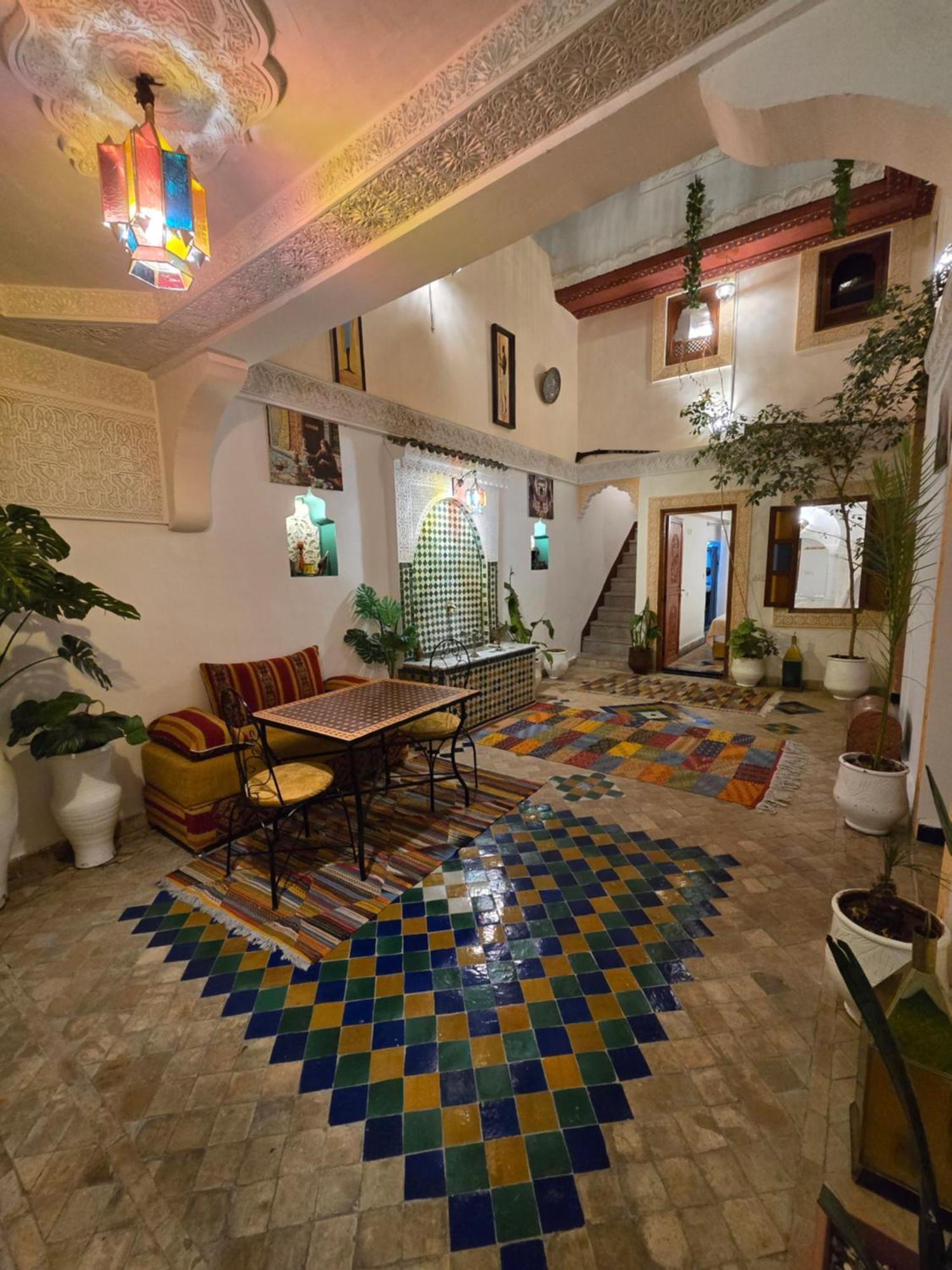 Dar Khmissa Fes Bed & Breakfast ภายนอก รูปภาพ